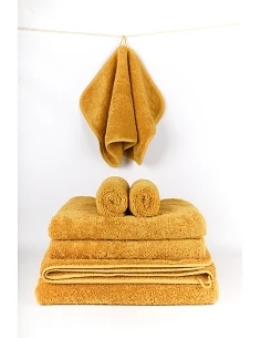 740 gr./m2  Algodón peinado...