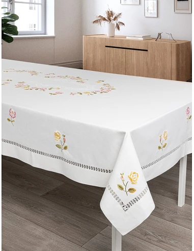 Toalha de mesa de linho bordada a mão...