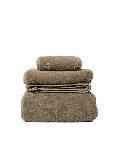 740 gr./m2  Algodón peinado...