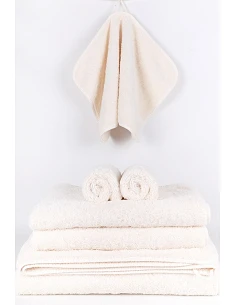 720 gr./m2  Algodón peinado - Conjunto de 3 toallas de baño