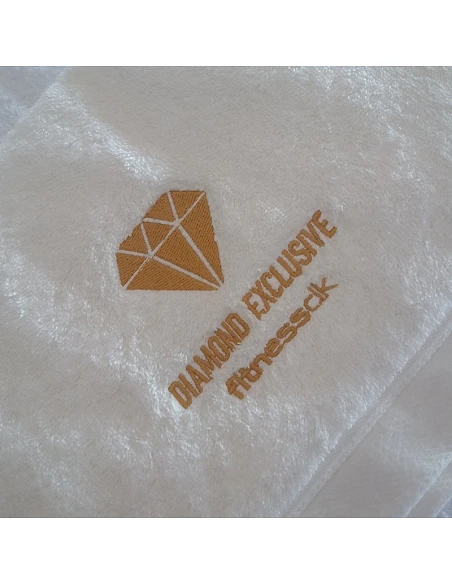 Algodón peinado 580 gr./m2 - Toalla bordado personalizado