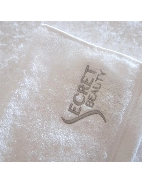 Algodão penteado 580 gr./m2 - Toalha bordado personalizado