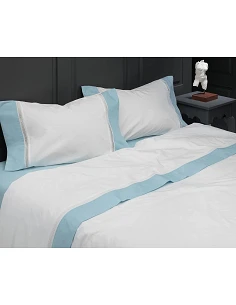 AZUL - JUEGO DE SÁBANAS 100% ALGODÓN PERCAL CON FINO BORDADO APLICADO AZUL - JUEGO DE SÁBANAS 100% ALGODÓN PERCAL CON FINO BORDADO APLICADO