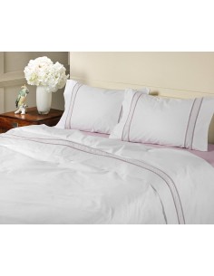 ROSA - JUEGO DE SÁBANAS 100% ALGODÓN PERCAL CON FINO BORDADO Y RENDA ROSA - JUEGO DE SÁBANAS 100% ALGODÓN PERCAL CON FINO BORDADO Y RENDA