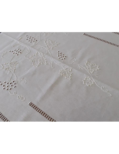 180x350 Toalha de mesa de linho bordada a mão - bordados da lixa 