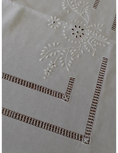 180x350 Toalha de mesa de linho bordada a mão - bordados da lixa 