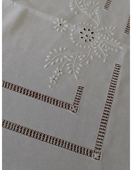 180x350 Toalha de mesa de linho bordada a mão - bordados da lixa 