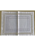 52x37 cm - Mantel individual 100% lino bordado a mano