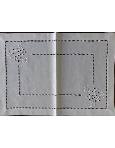 52x37 cm - Individuais de mesa 100% linho bordado a mão - bordados da lixa 