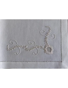 52x37 cm - Individuais de mesa 100% linho bordado a mão - bordados da lixa  2