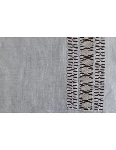 52x37 cm - Mantel individual 100% lino bordado a mano