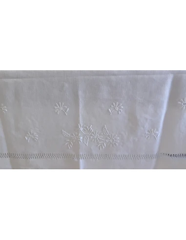 170x270 Toalha de mesa de linho bordada a mão - Bainha de linhas G. Seda