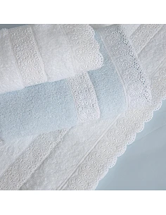 Juego de 3 toallas 100% algodón 600 gr./m2 - C/ Puntilla