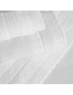 Juego de 3 toallas 100% algodón 600 gr./m2 - C/ Puntilla 2