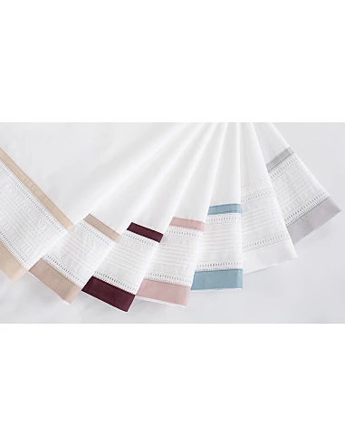 Jogo de 3 toalhas 100% algodão  600 gr./m2  - C/ renda aplicada ROMA