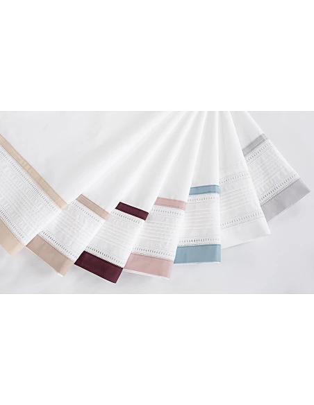 Jogo de 3 toalhas 100% algodão  600 gr./m2  - C/ renda aplicada ROMA