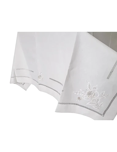180x350 Mantel de lino Bordado A Mano - Mantel bordado con hilo / CREATIVE MAGNOLIA C/ CRIVO
