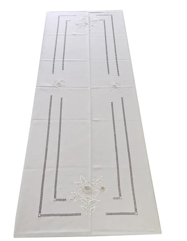 180x350 Mantel de lino Bordado A Mano - Mantel bordado con hilo / CREATIVE MAGNOLIA C/ CRIVO