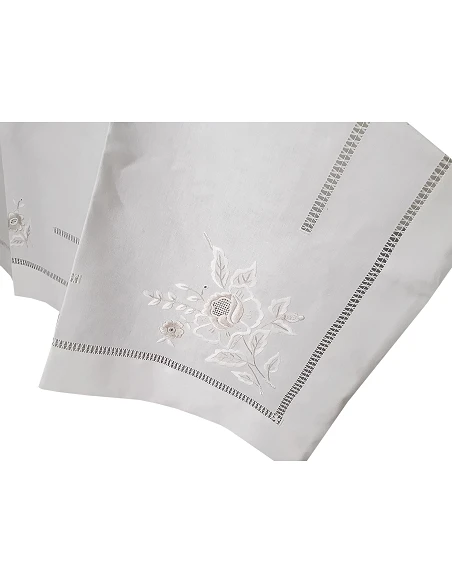 180x350 Toalha de mesa de linho bordada a mão - bordados da lixa