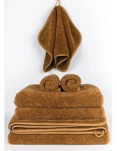 720 gr./m2 Algodão penteado - Jogo 3 toalhas de banho