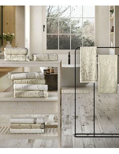 Jogo de toalhas com 550...